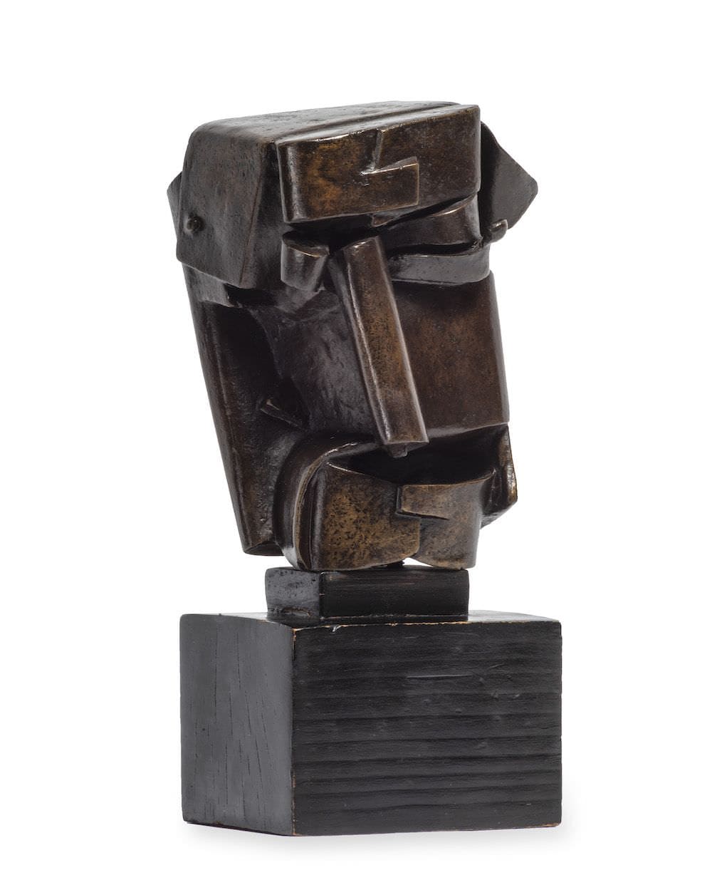 Cristo gótico, obra de Germán Cueto (1930)